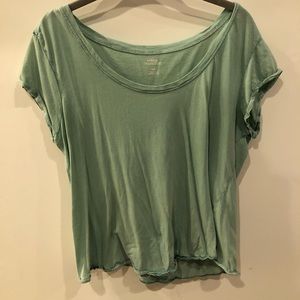 UO T-Shirt